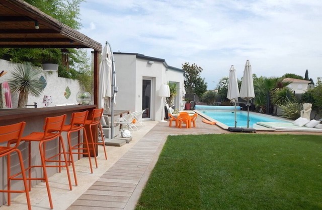 Charming villa with pool near the beach