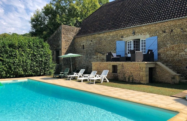 Charming 4* property with large heated swimming pool