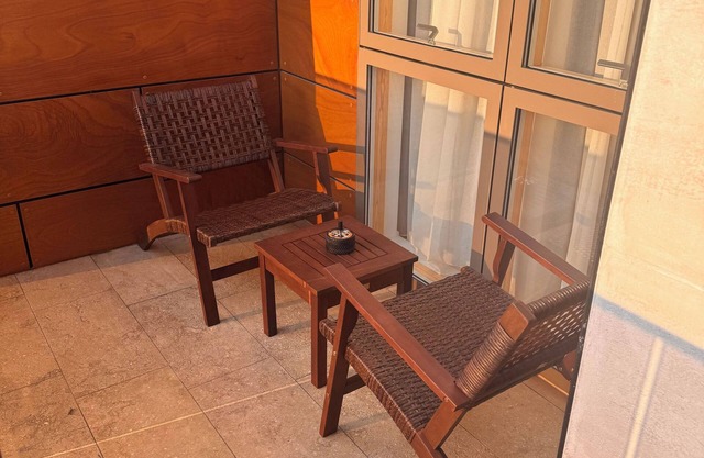 Charming 1-bedroom apartment in lovely Curtea de Argeș with AC