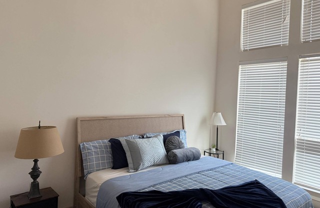 Charming 1-bedroom apartment in terrific Frisco with WiFi, fitness room