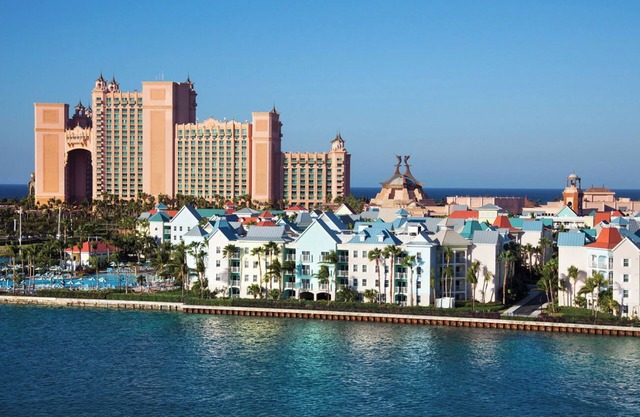 Charming 1-bedroom resort in beautiful Nassau with fitness room, AC