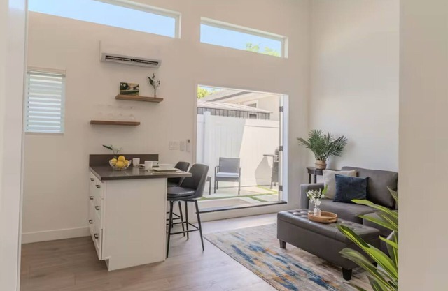 Charming 1bd/1b Retreat! W/D, Parking & Cozy Patio