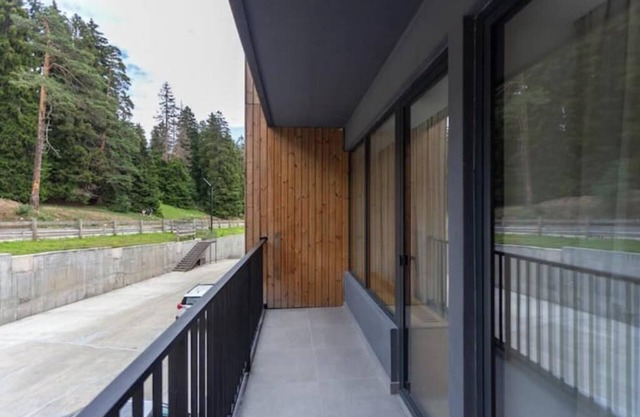 Charming 1BR Apartment