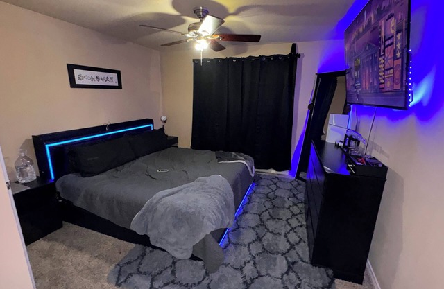 Charming 2-bedroom house in College Station