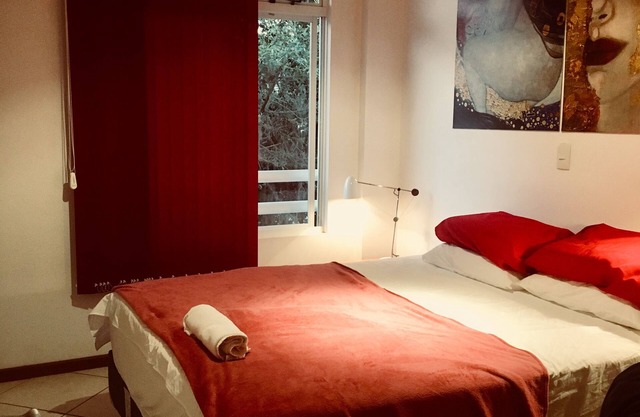 CHARMING 2 BEDROOMS WITH 1 BEDROOM/1 SEA ROOM/UP TO 6 PEOPLE/AIR/WIFI/GARAGE