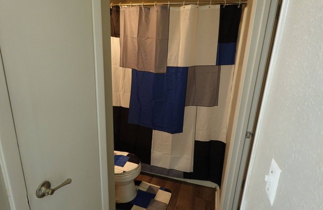 Charming 2-bedroom apartment with AC, fitness room in pleasant Marietta