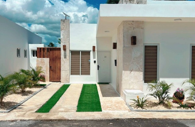 Charming 2-bedroom villa with AC, WiFi in welcoming Punta Cana Bavaro