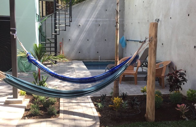 Charming 2-bedroom house with WiFi, AC,Pool, in lovely Playa Guiones/Nosara