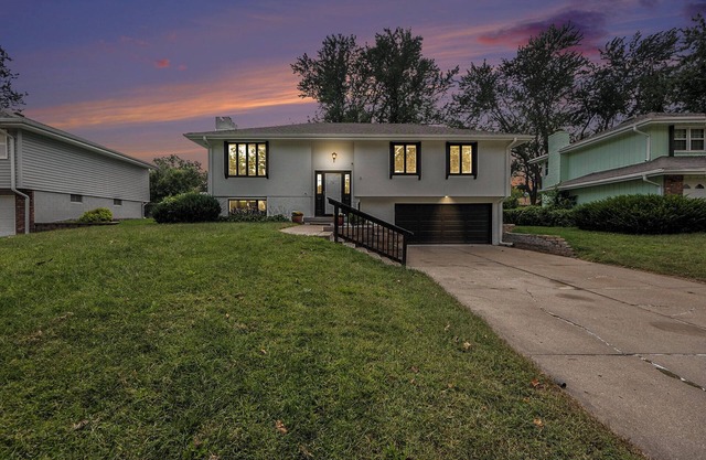 Charming 3-Bedroom House With A King Bed