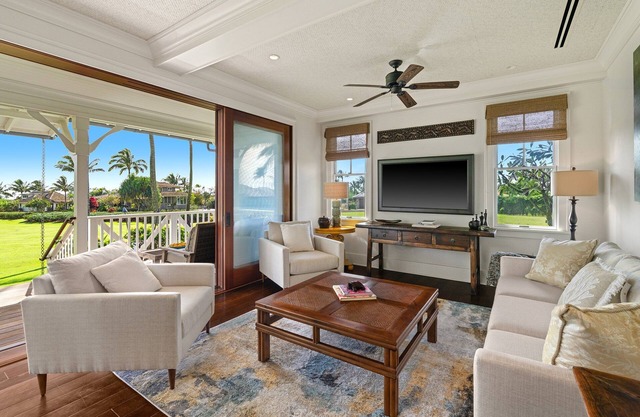 Charming 3br Cottage w AC, Ocean Views