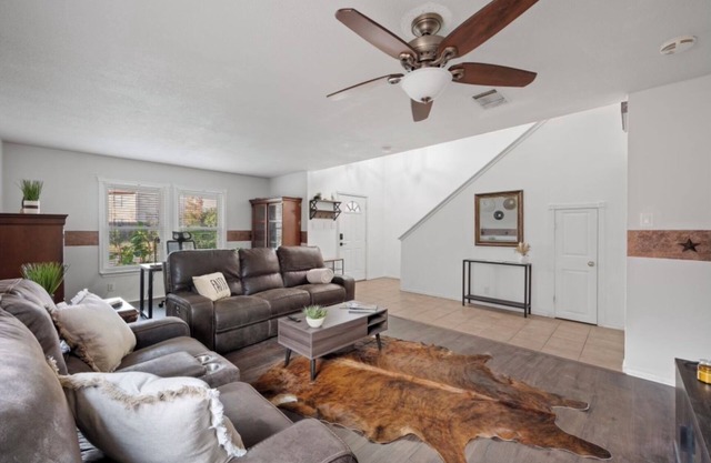 Charming 4-bedroom house in North Austin