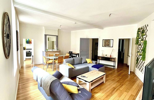 Charming Albi Apartment in City Center