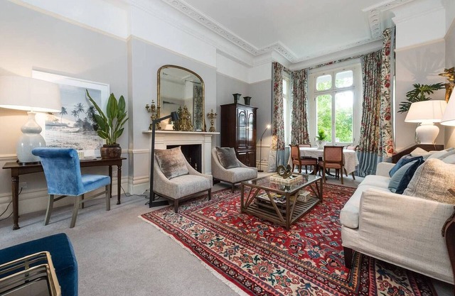 Charming and Spacious Luxury apartment in South Kensington