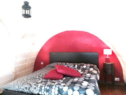 Charming apartment in Castiglione with terrace & jacuzzi