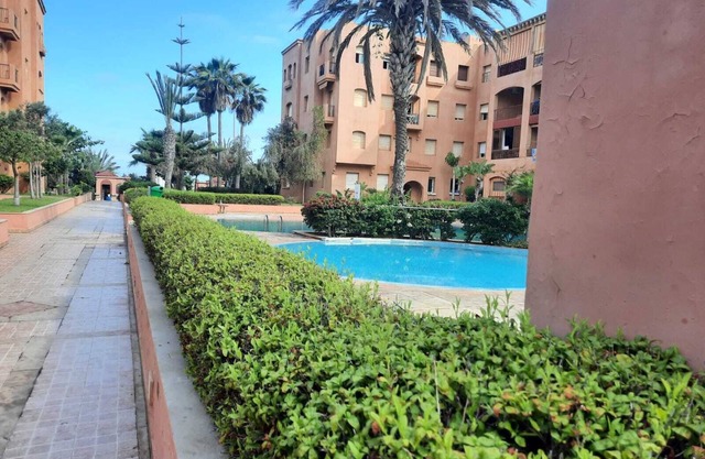 Charming apartment with pool 5 minutes from the beach!