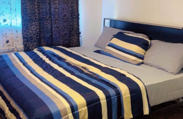 Charming apartment with AC in East Orange - Perfect for a getawaynn