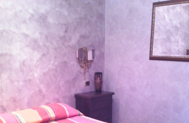 Charming apartment with garden, wi-fy, 15 minutes by metro from the Vatican,