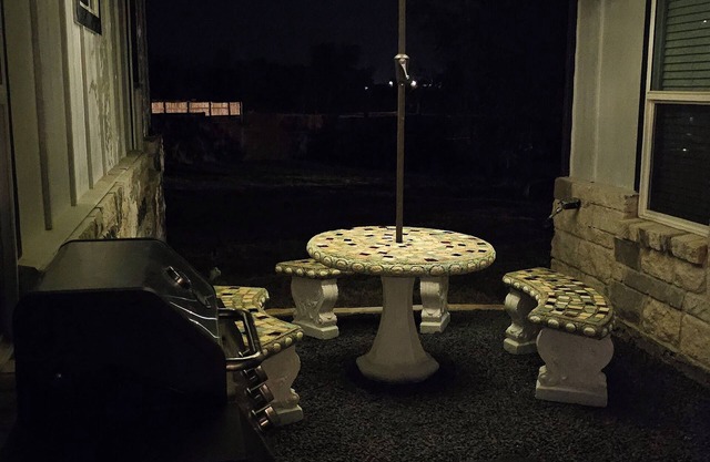 Charming apartment with WiFi and AC in soothing Elgin
