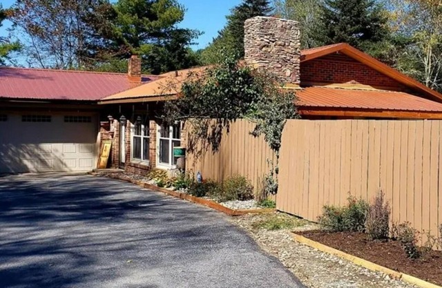 Charming Boone Getaway with Pool, Hot Tub & Mountain Vibes