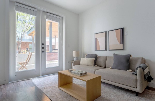 Charming Central Austin 1BR w/Pool, Gym & W/D nr U. Texas, by Blueground