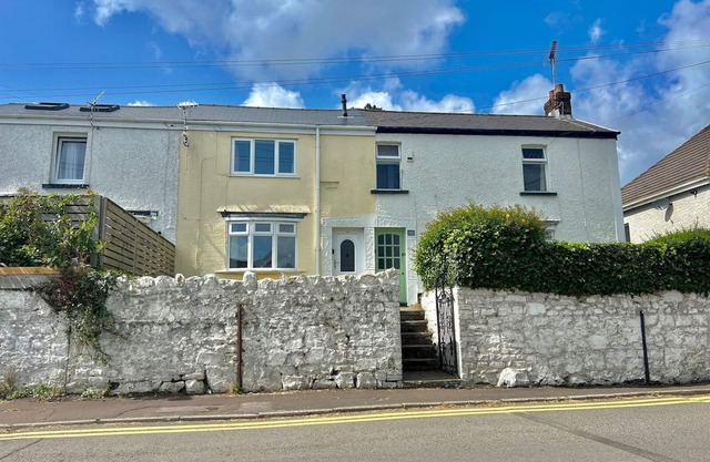 Charming Coastal Cottage Near Mumbles with Garden | Pass the Keys