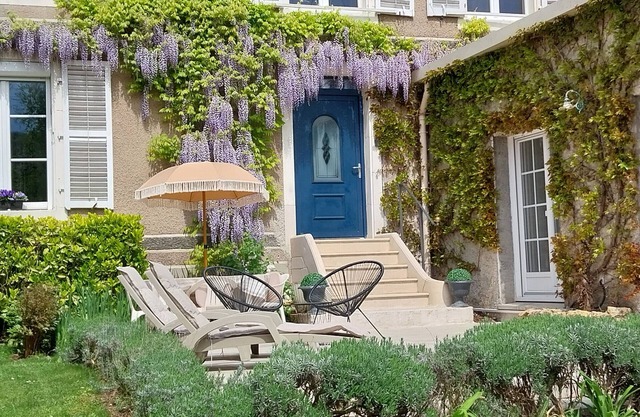 Charming cottage near Toul with private parking and terrace