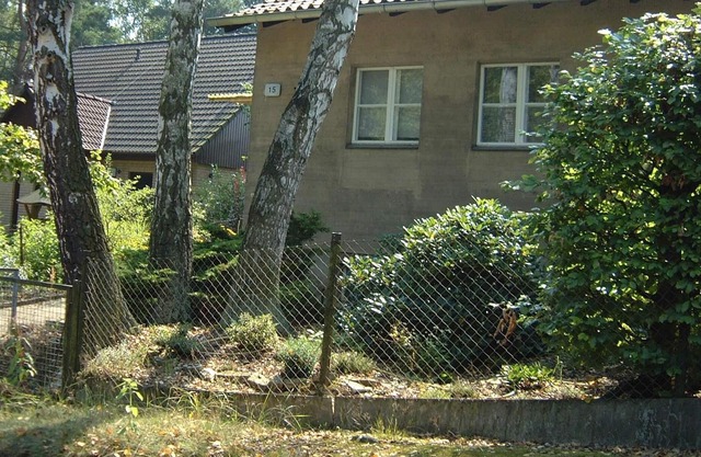 Charming cottage just outside Berlin:Spandau in a quiet forest-development