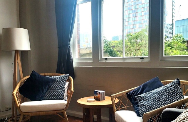 Charming Darling Harbour One Bedroom Apartment with Pool, Sauna, Spa & Gym