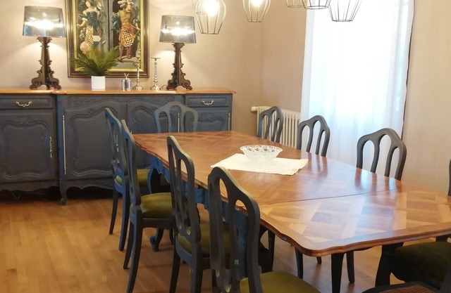 Charming gîte on the banks of the Dordogne river