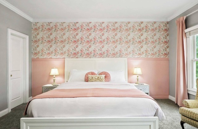 Charming Home | Victorian District