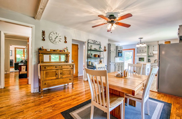 Charming home with fireplace, central AC, washer/dryer, & fast WiFi