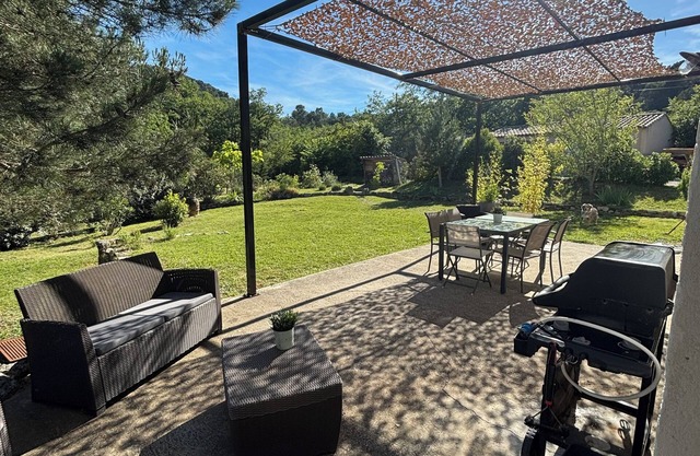 Charming house 5 minutes from VAISON LA ROMAINE