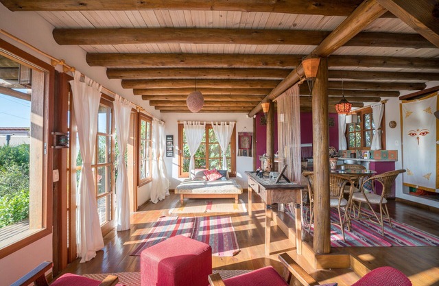 Charming House in Barra de Ibiraquera