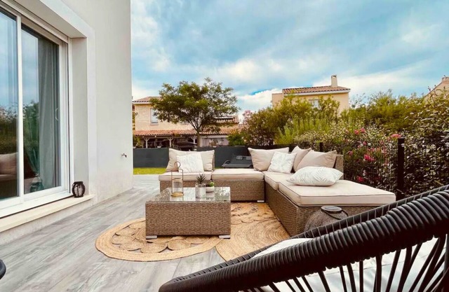 Charming house in the heart of the Luberon - Nearby tourist attractions