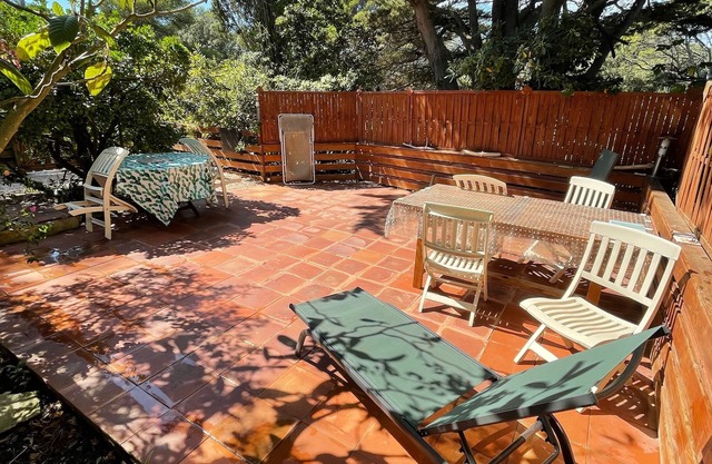 Charming House in the heart of Porquerolles Island-Special Offers in July
