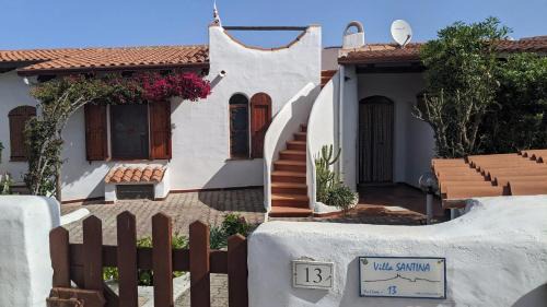 Charming house with sea view in Valledoria
