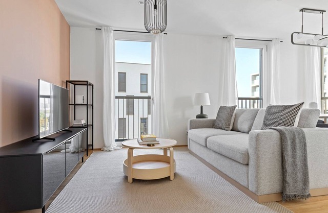 Charming Leopoldstadt 2BR w/Gym & Loggia, near U2, by Blueground