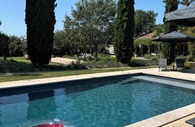 Charming Mas in quiet Provence, between Luberon and Alpilles