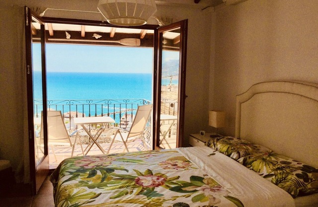 Charming Mediterranean Townhouse Panoramic Sea Views prime location