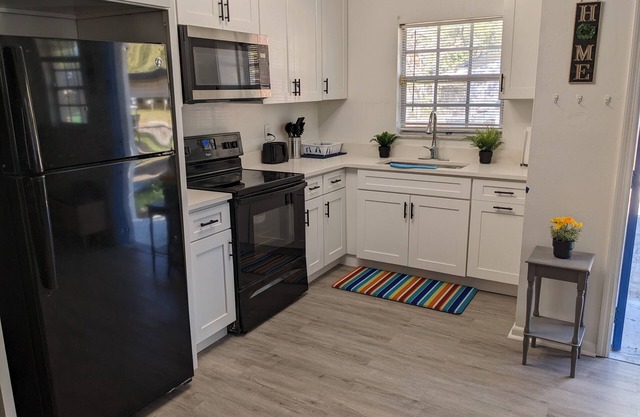 Charming Renovate Home by YBOR and Downtown
