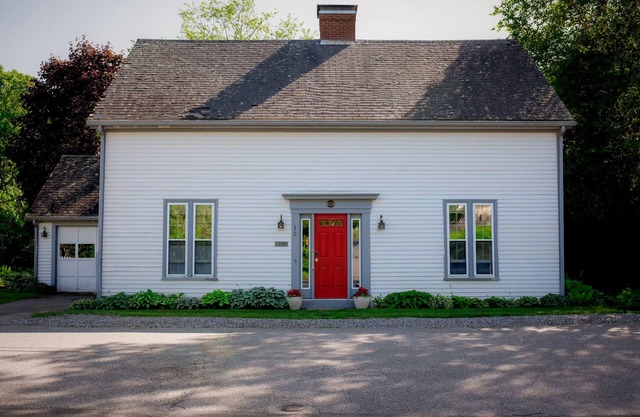 Charming Rockport, Maine 3BR – Walk to Picturesque Harbor & Downtown