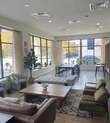 Charming Shared Condo in Prime Chicago Location, 1 Bedroom and 1 Bathroom