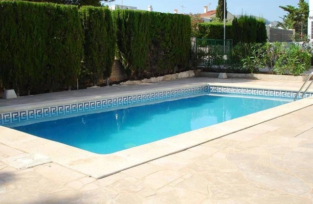 Charming Villa with Private Pool, Near Beach and Port