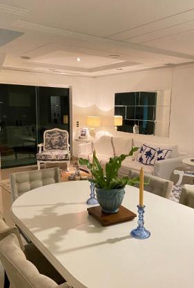 Charmosa Casa em bairro nobre de Curitiba