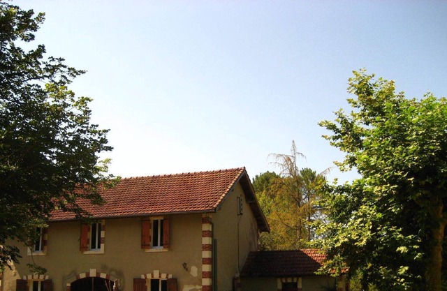 Chaton, Gite, fresh air et great art, 10 min from the Landes beaches
