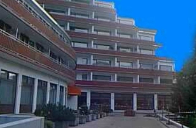 Cheap apartment with balcony and shared use of GR. Roof terrace