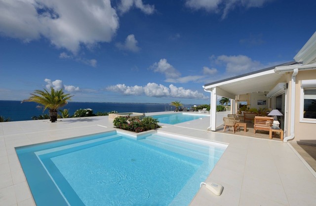 Chef included by Fantasia Villas: Villa Dreamin Blue