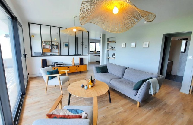 CHEZ MAMIE, cozy house from the 70s – 3 bedrooms - 7 people