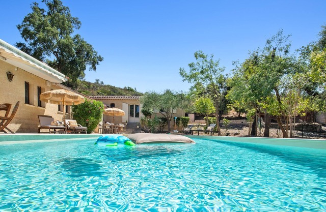 Chez Nous Baraille - Appt climatisé avec piscine