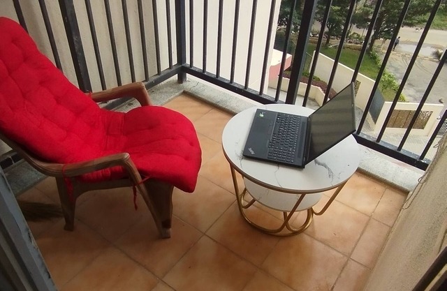 Chic 1-bedroom apartment in fabulous Bangalore with WiFi